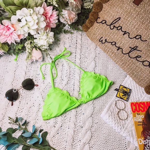 Body Glove Other - NWT Body Glove Neon Green Triangle Bikini Top XS